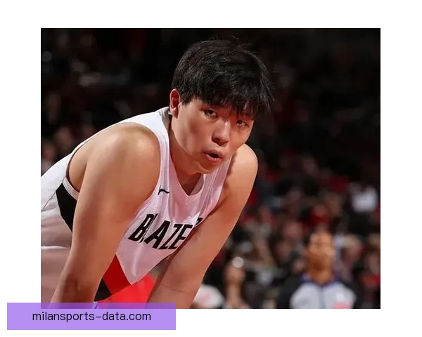 尽显社交牛人本色杨瀚森收官战比赛用球带走赛后亲切握手